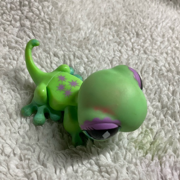 Hasbro Other - Littlest pet shop #530 Gecko